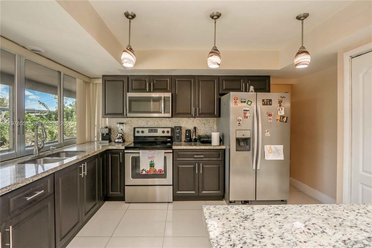 7769 Biltmore Blvd - Photo 6 of 20