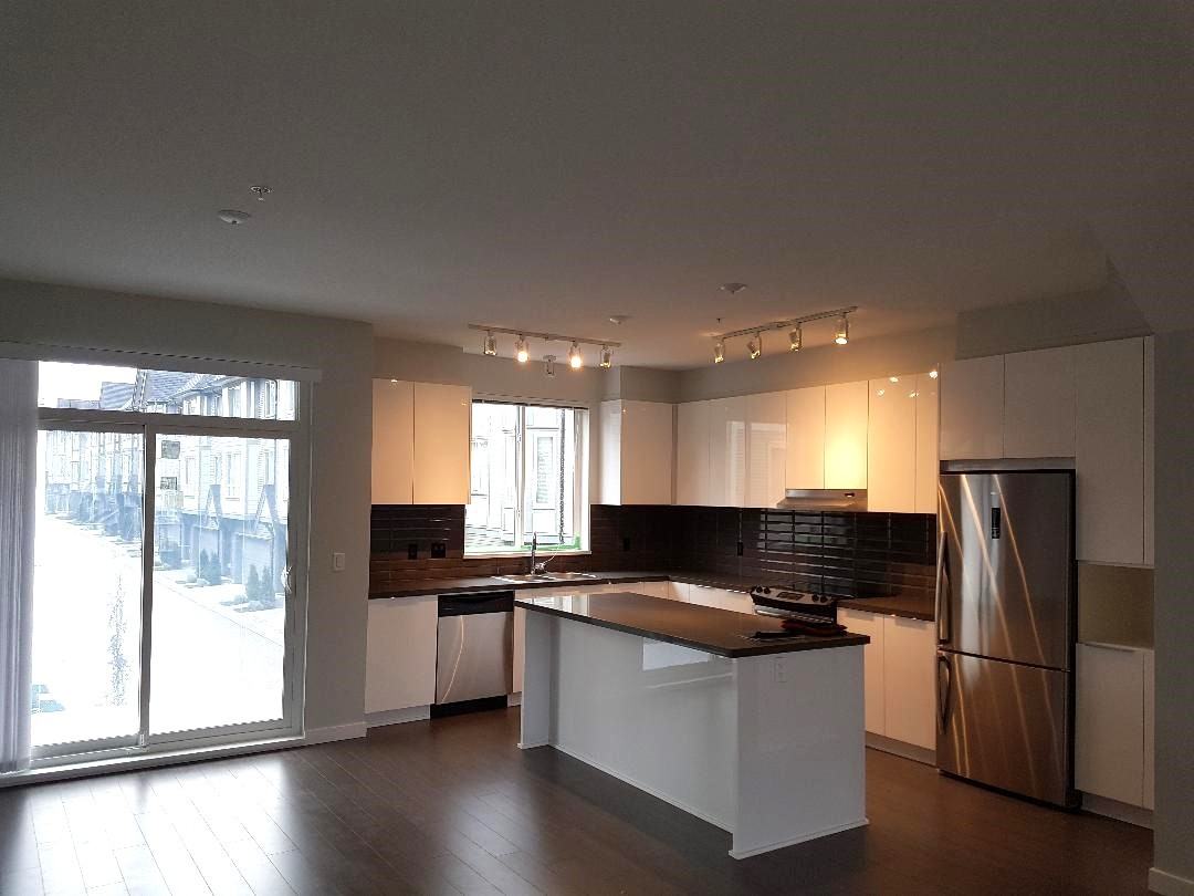 8138 204 Street - Photo 6 of 21