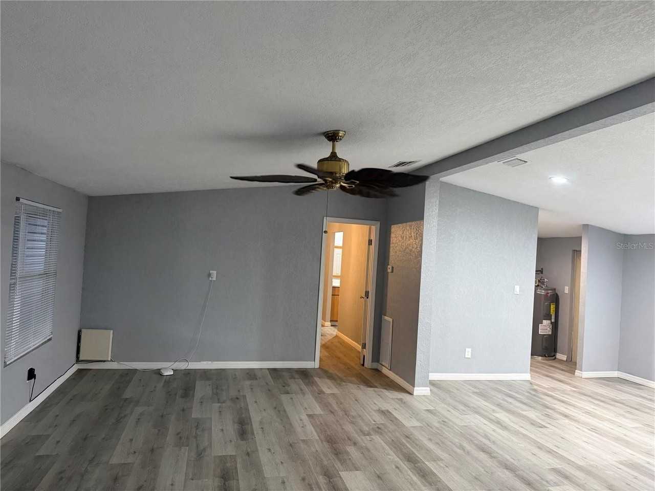 36153 Zinnia Ave - Photo 4 of 7