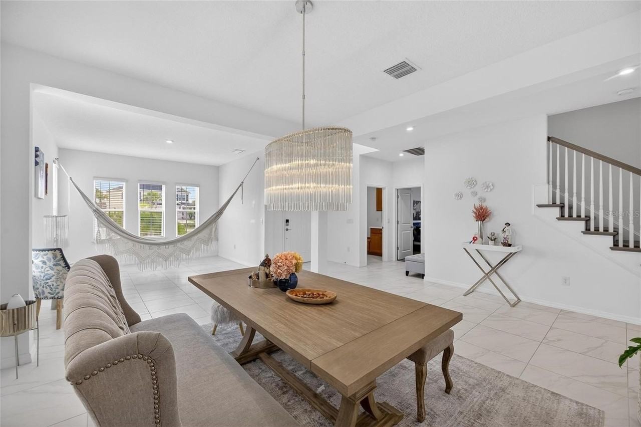 5810 Fieldmoor Ct - Photo 6 of 50