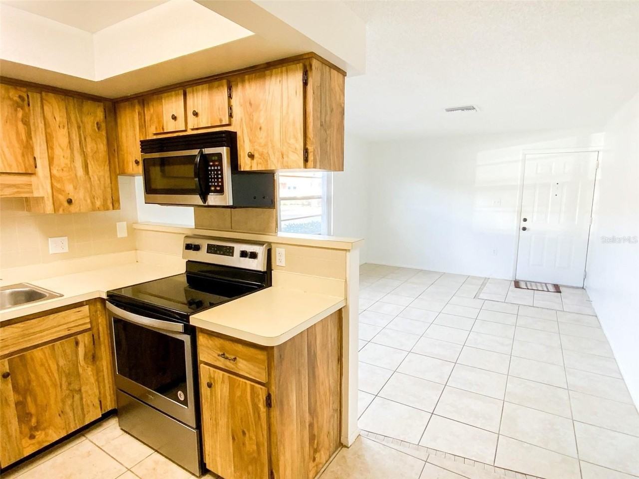 6036 Chesham Dr #5 - Photo 4 of 25