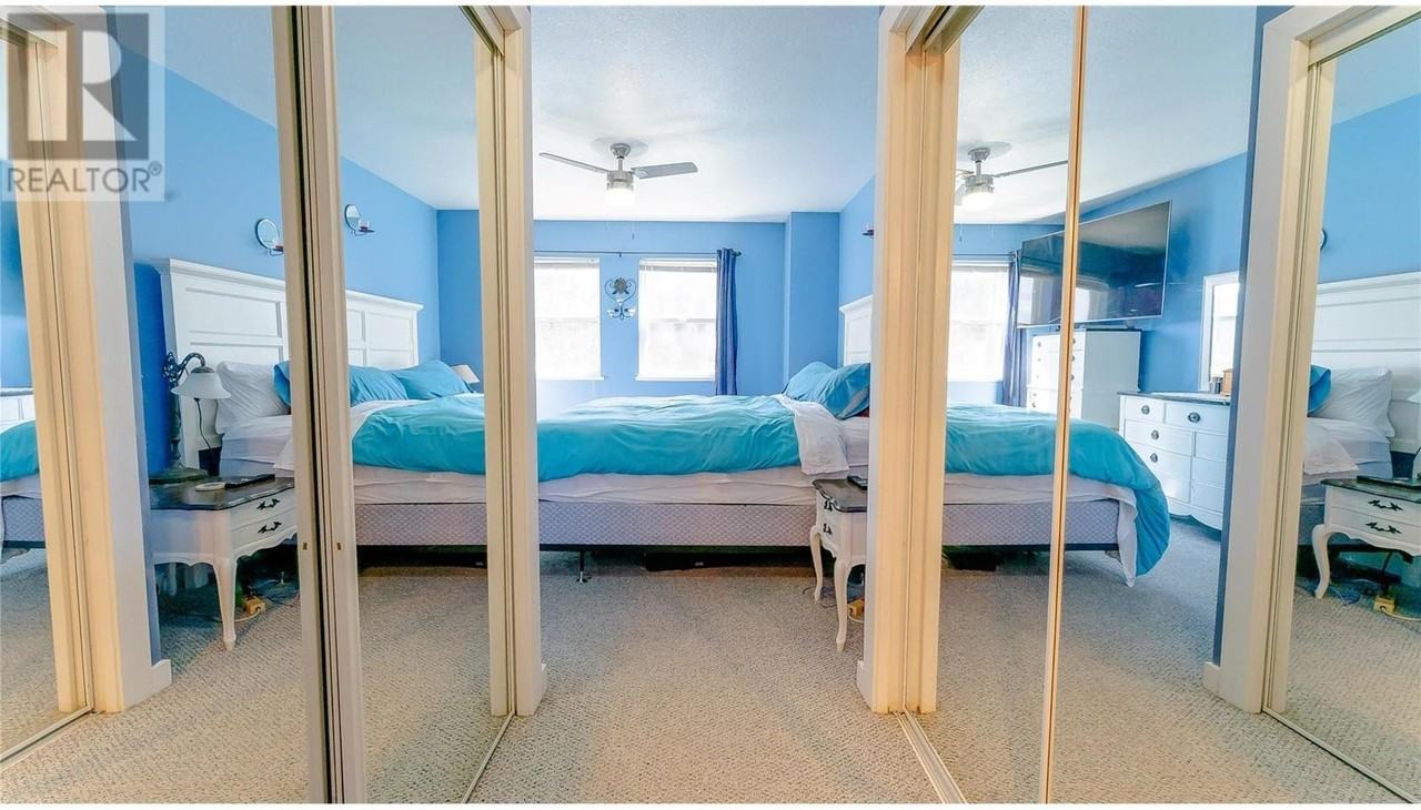 420 Colonial House #302 - Photo 2 of 10