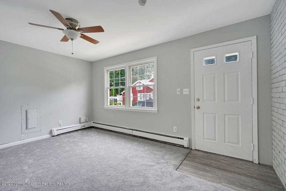 16 Krueger Pl - Photo 6 of 10