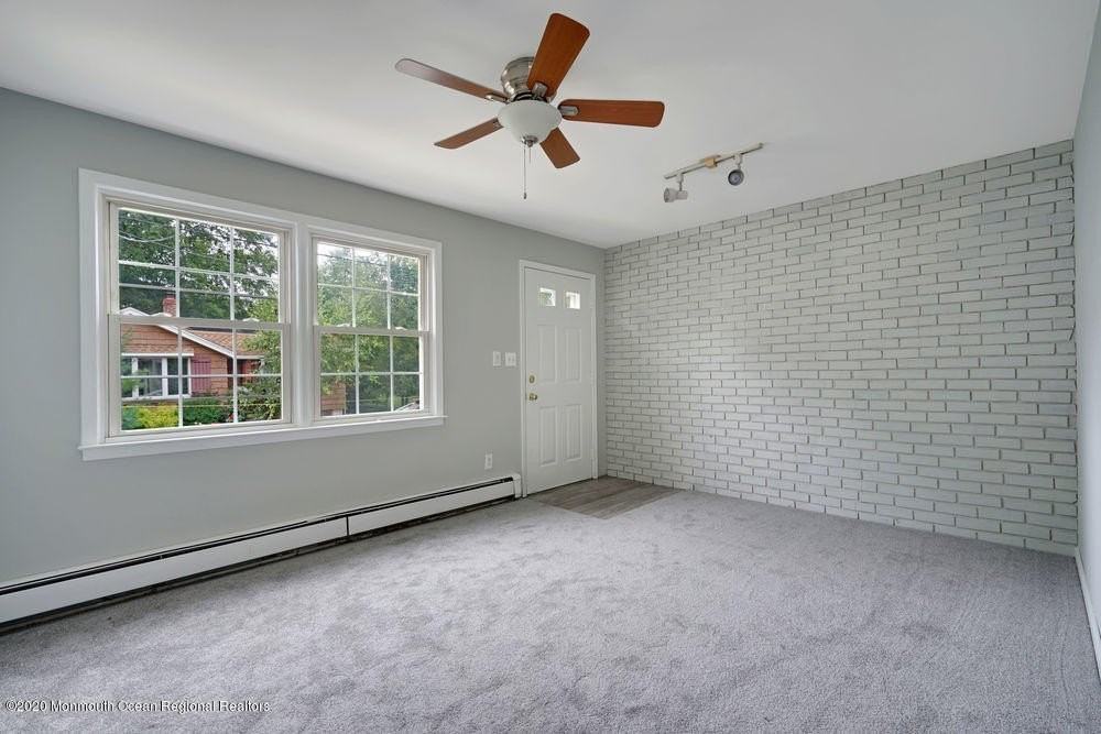 16 Krueger Pl - Photo 7 of 10