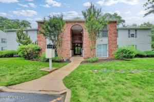 featured image of 5-3 Portland Ct Unit 3