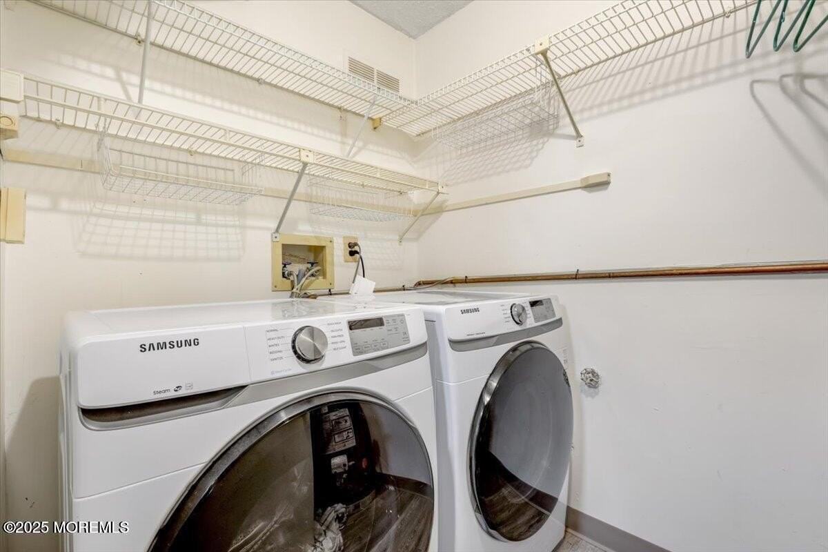 5-3 Portland Ct Unit 3 - Photo 7 of 13