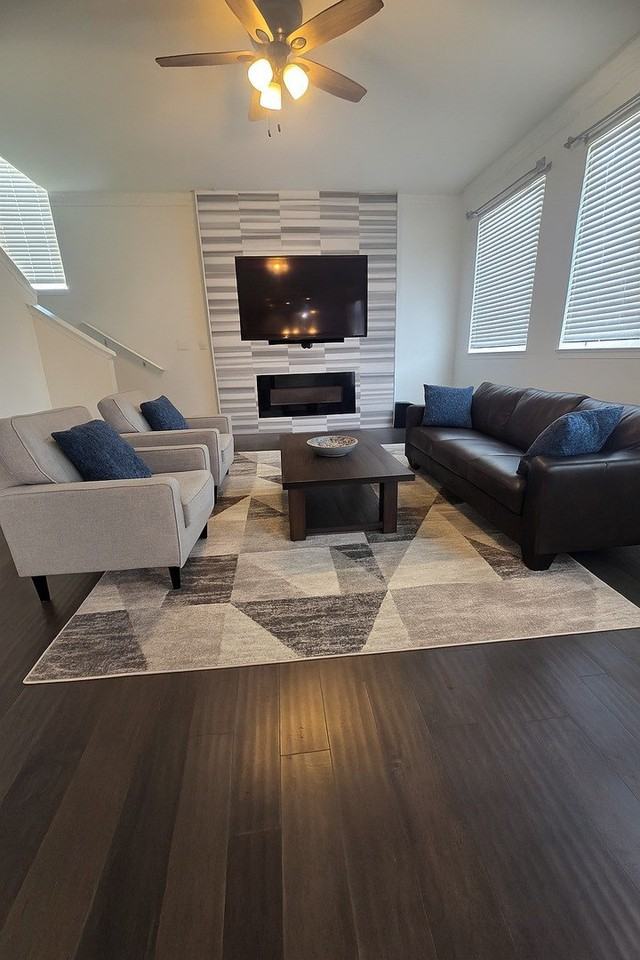 12546 Kinzie Ln - Photo 5 of 27