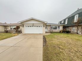 4716 N Thatcher Ave - Photo 1 of 1