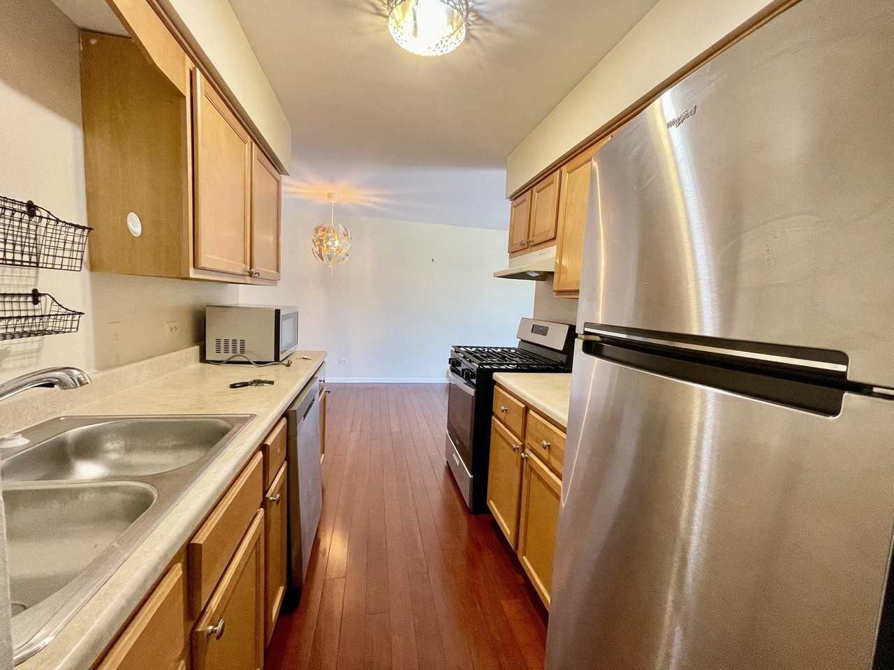 49 W 66th St Apt 2 - Photo 4 of 12