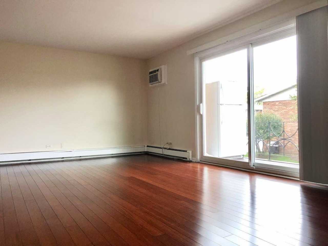 49 W 66th St Apt 2 - Photo 7 of 12