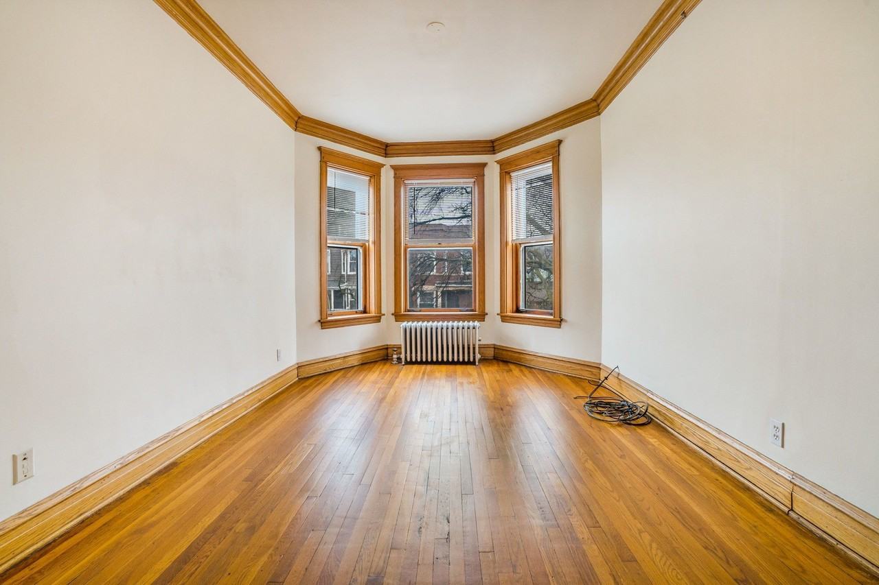 2953 W Belden Ave Unit 2e - Photo 3 of 15