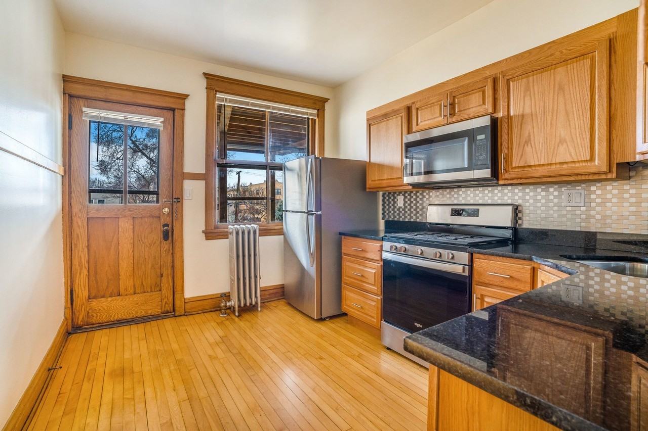 2953 W Belden Ave Unit 2e - Photo 6 of 15