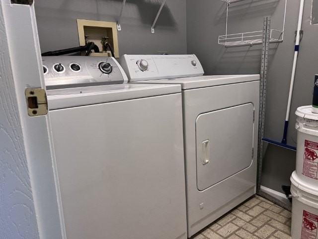 1201 Williamsport Dr Unit 2 - Photo 5 of 8