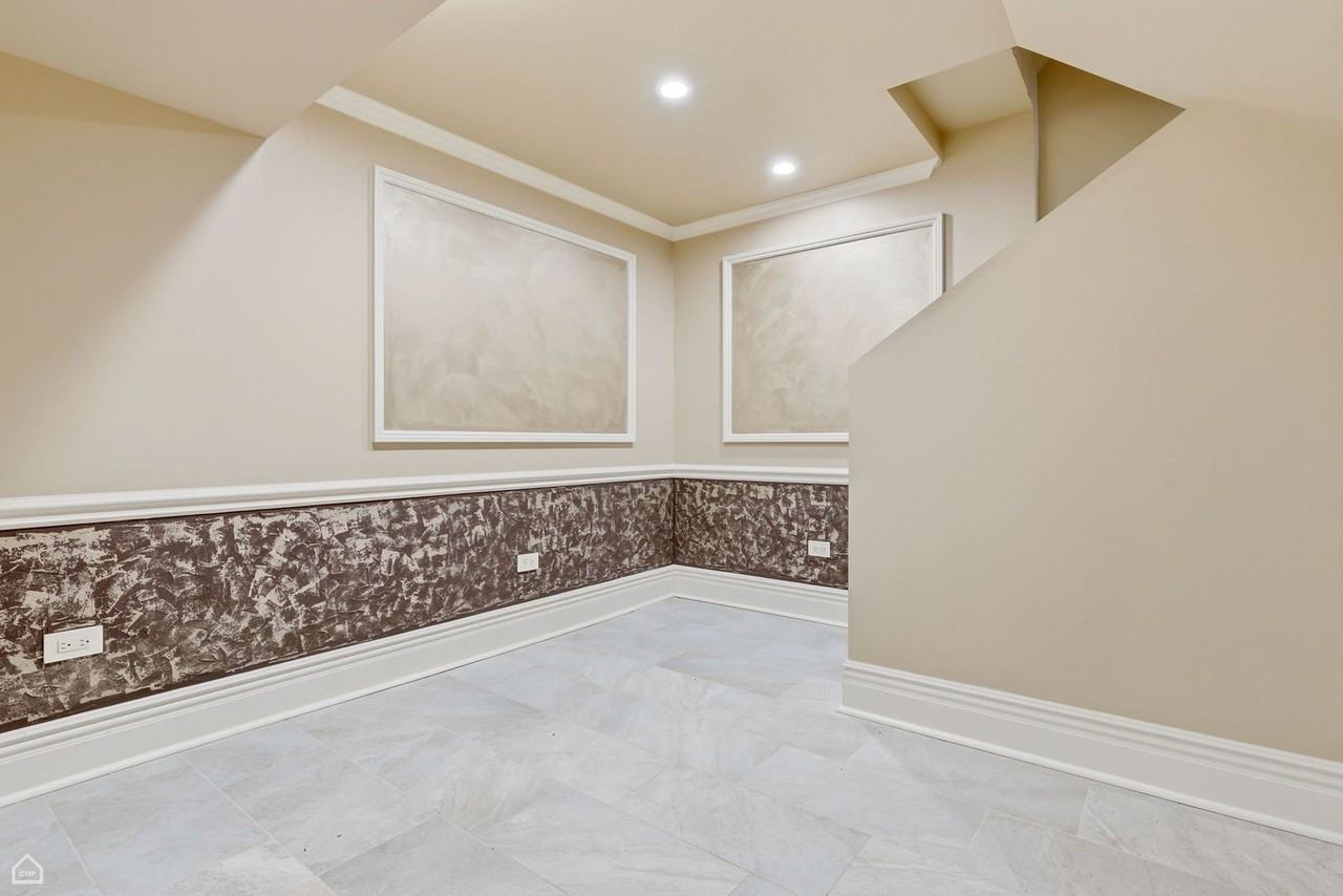 5614 N Campbell Ave Unit G - Photo 2 of 18