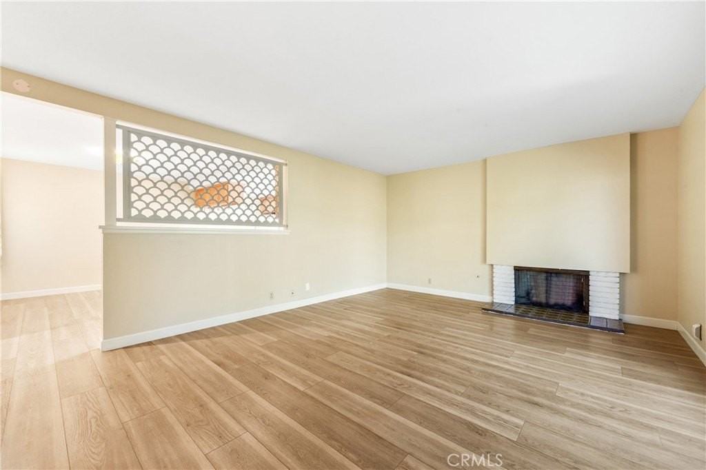 19571 Roderick Ln - Photo 4 of 27