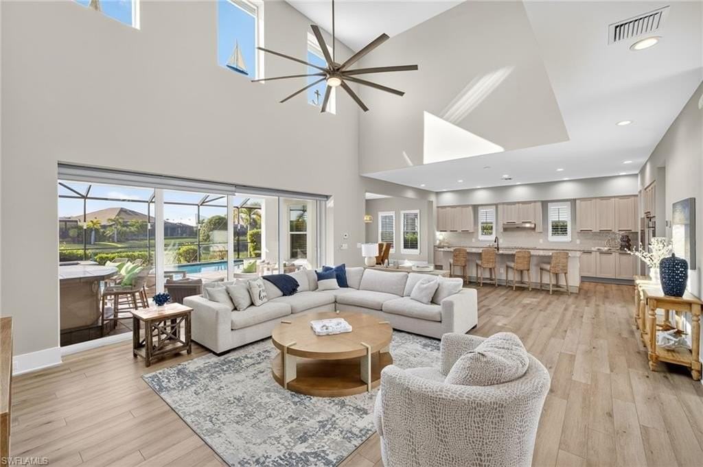 14832 Dockside Ln - Photo 5 of 50