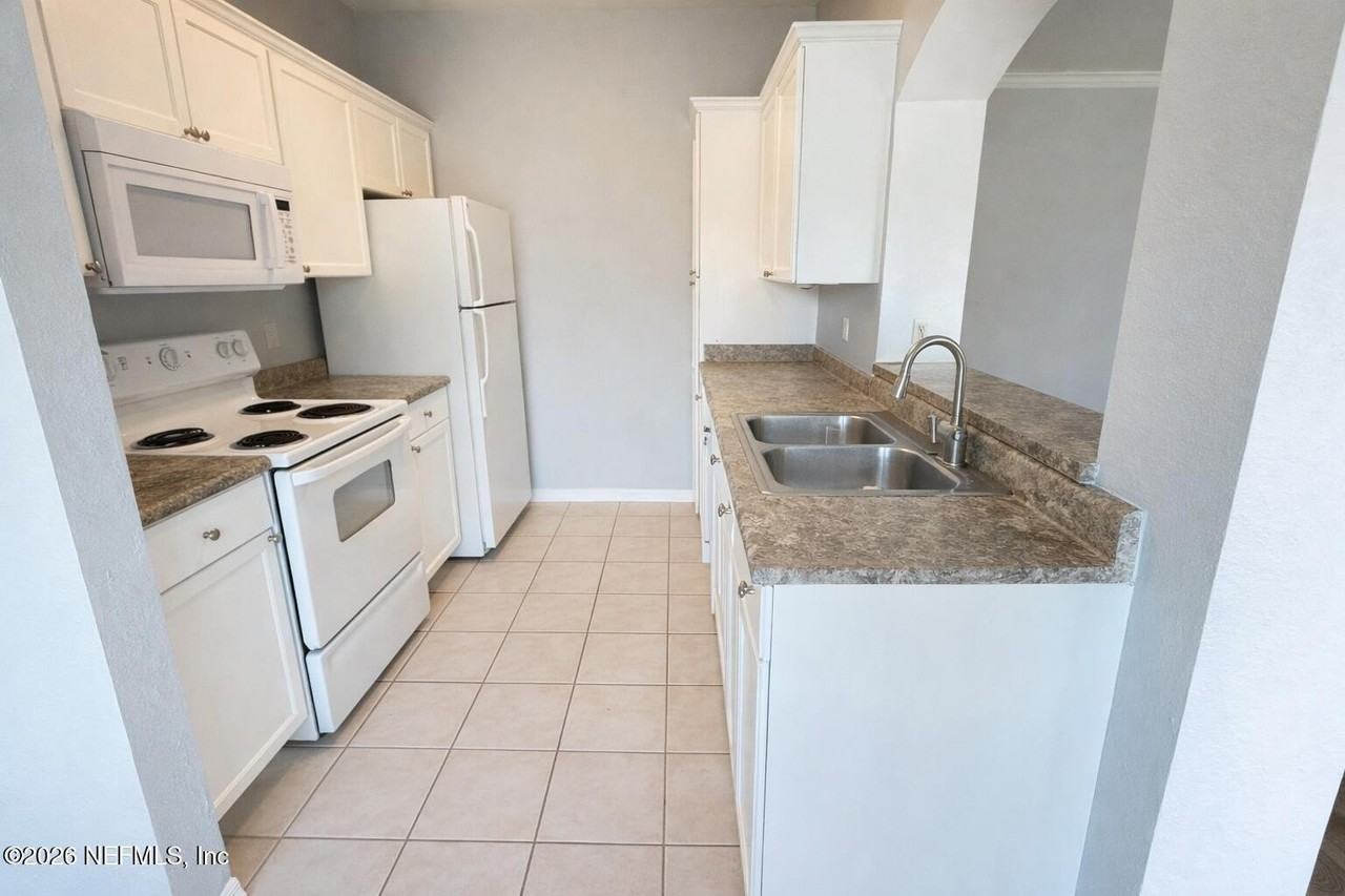 10961 Burnt Mill Rd #225 - Photo 2 of 17