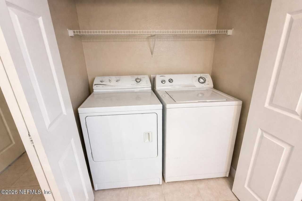 10961 Burnt Mill Rd #225 - Photo 7 of 17