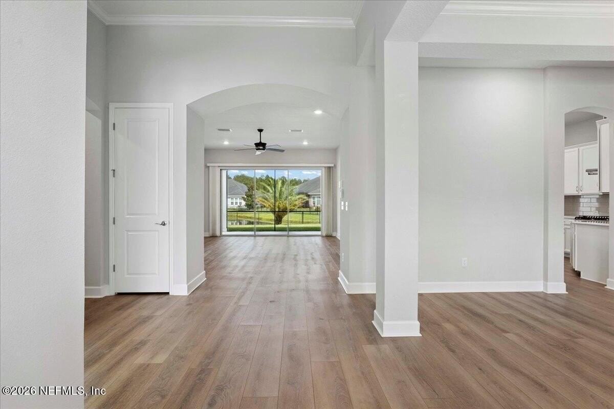 52 Clarendon Rd - Photo 6 of 11