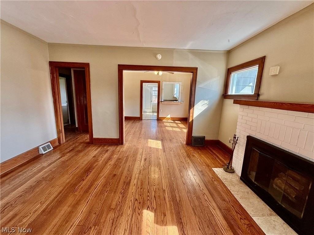 364 N Chillicothe Rd - Photo 5 of 33