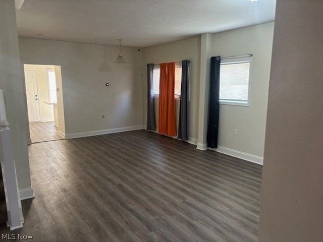 844 Royal Rd - Photo 2 of 12