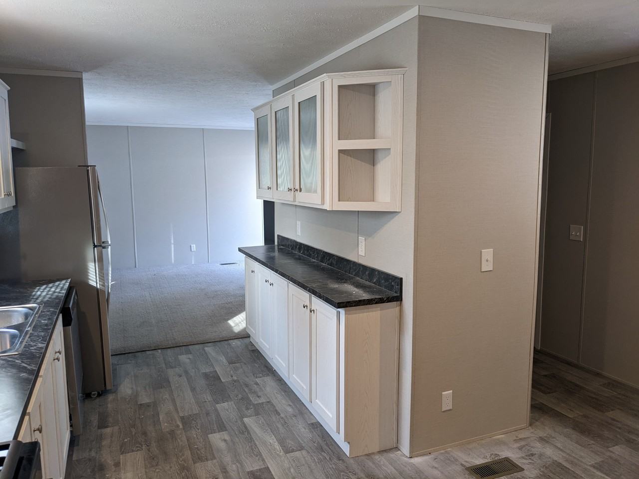 517 Washington #517 - Photo 3 of 10