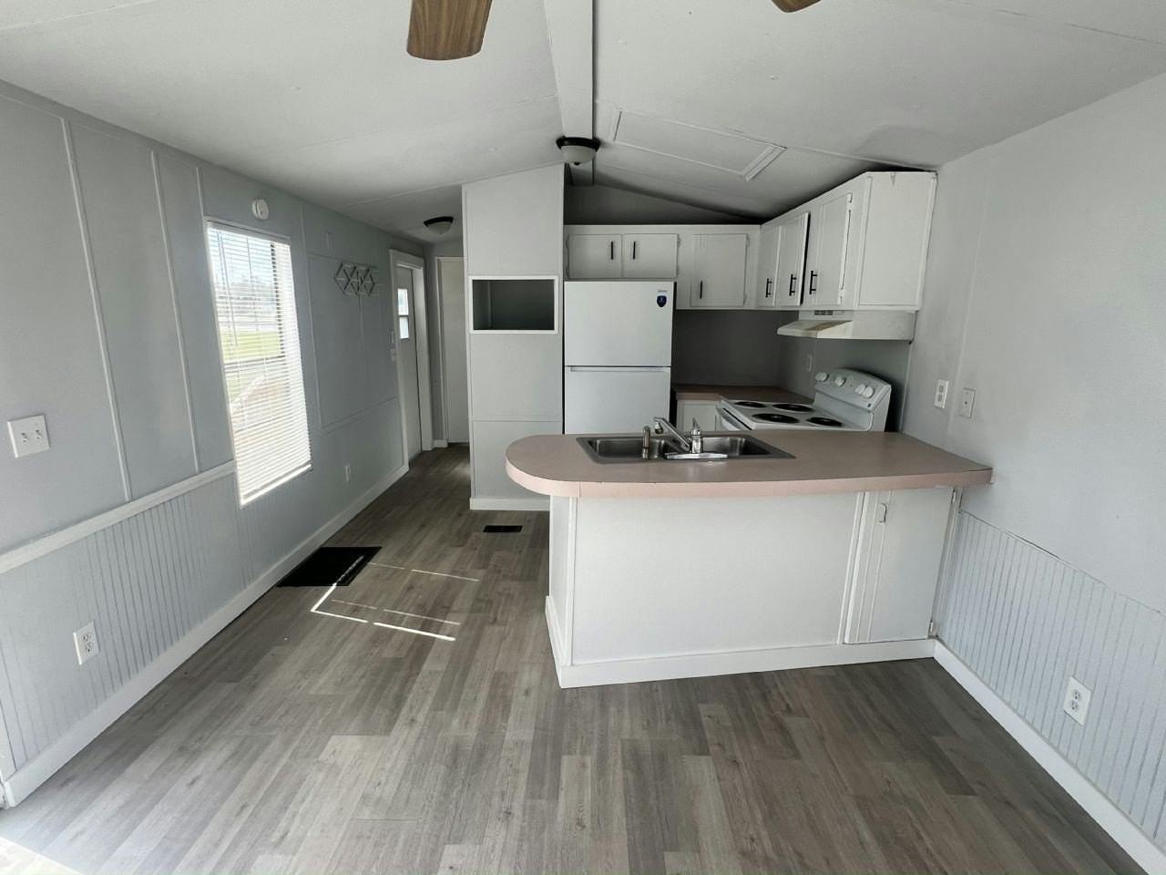 1133 Chicago Bulls St #1133 - Photo 2 of 10