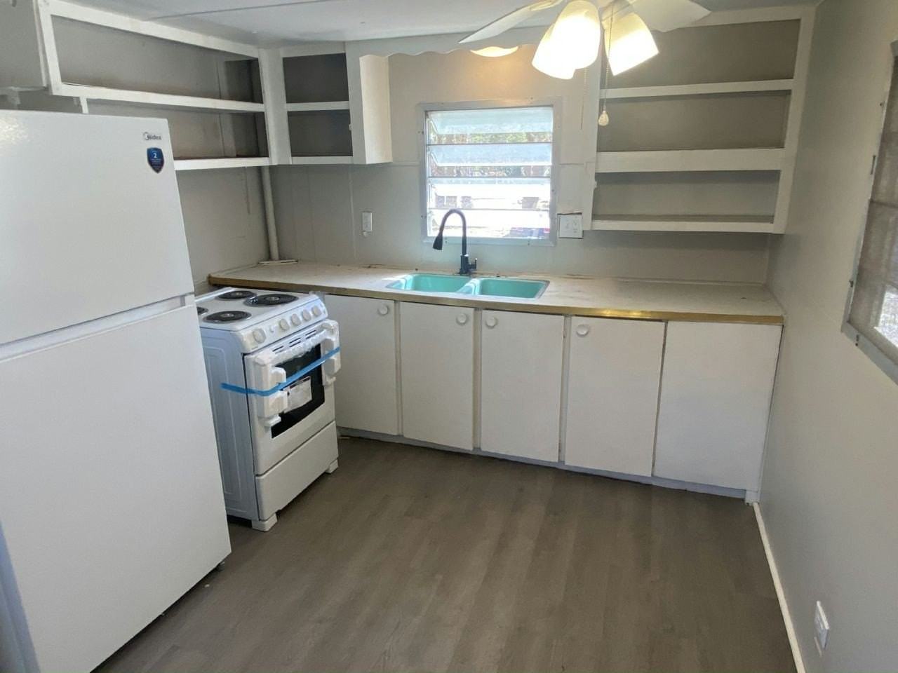 26 Circle Dr #23 - Photo 4 of 9