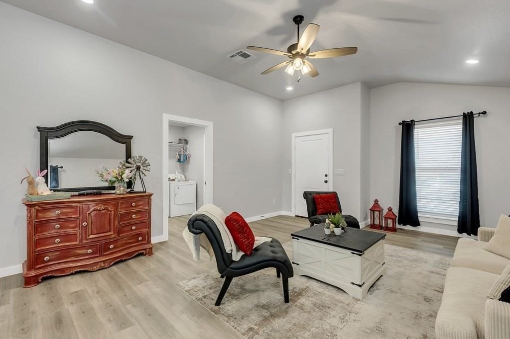 460 Staghorn Dr - Photo 6 of 24