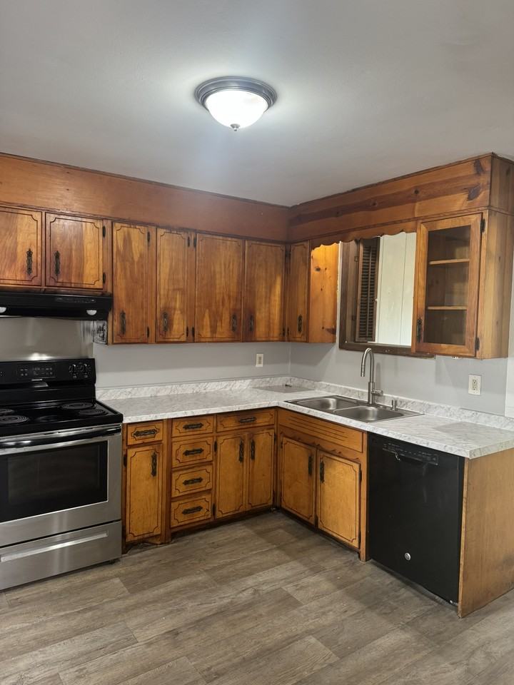 1515 Rosedale Ave #1 - Photo 4 of 31