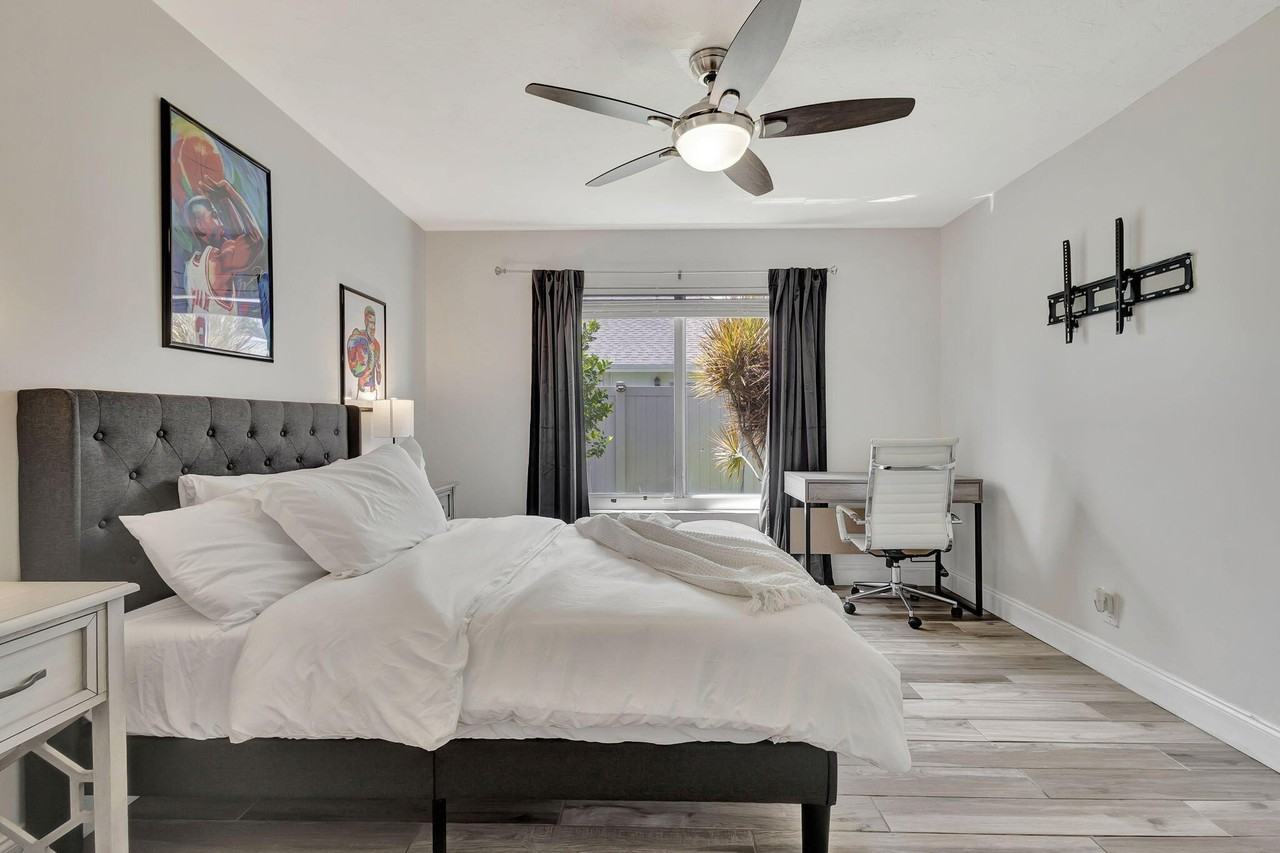 1104 Jackpine St - Photo 6 of 50