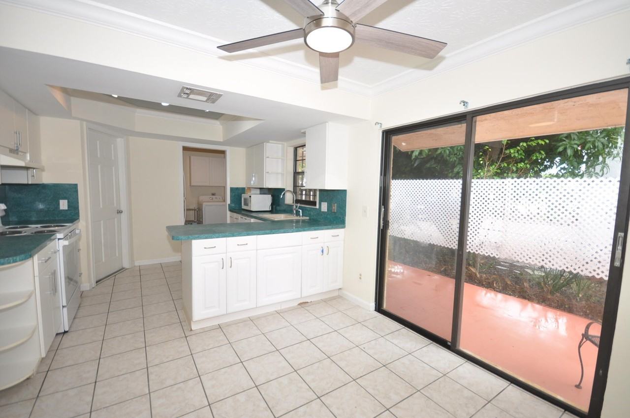 10 Evergreen Dr - Photo 3 of 18