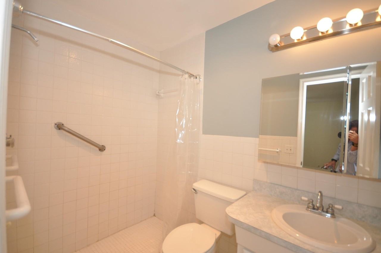 10 Evergreen Dr - Photo 5 of 18