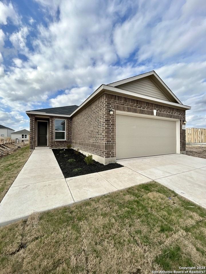 428 Blacktail Dr - Photo 2 of 30