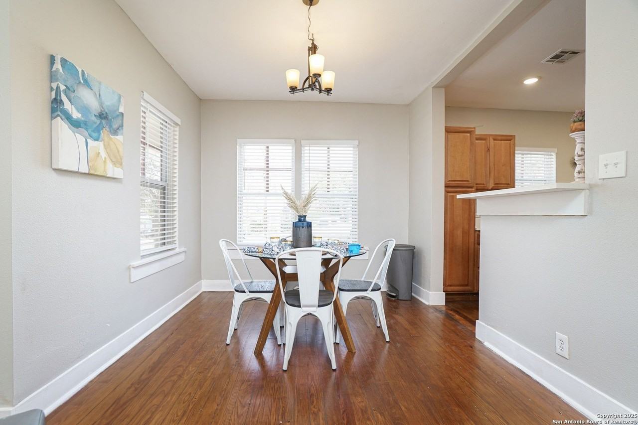 420 W Lullwood Ave - Photo 6 of 17