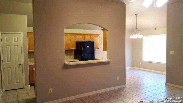 3027 Pine Valley Dr - Photo 3 of 12