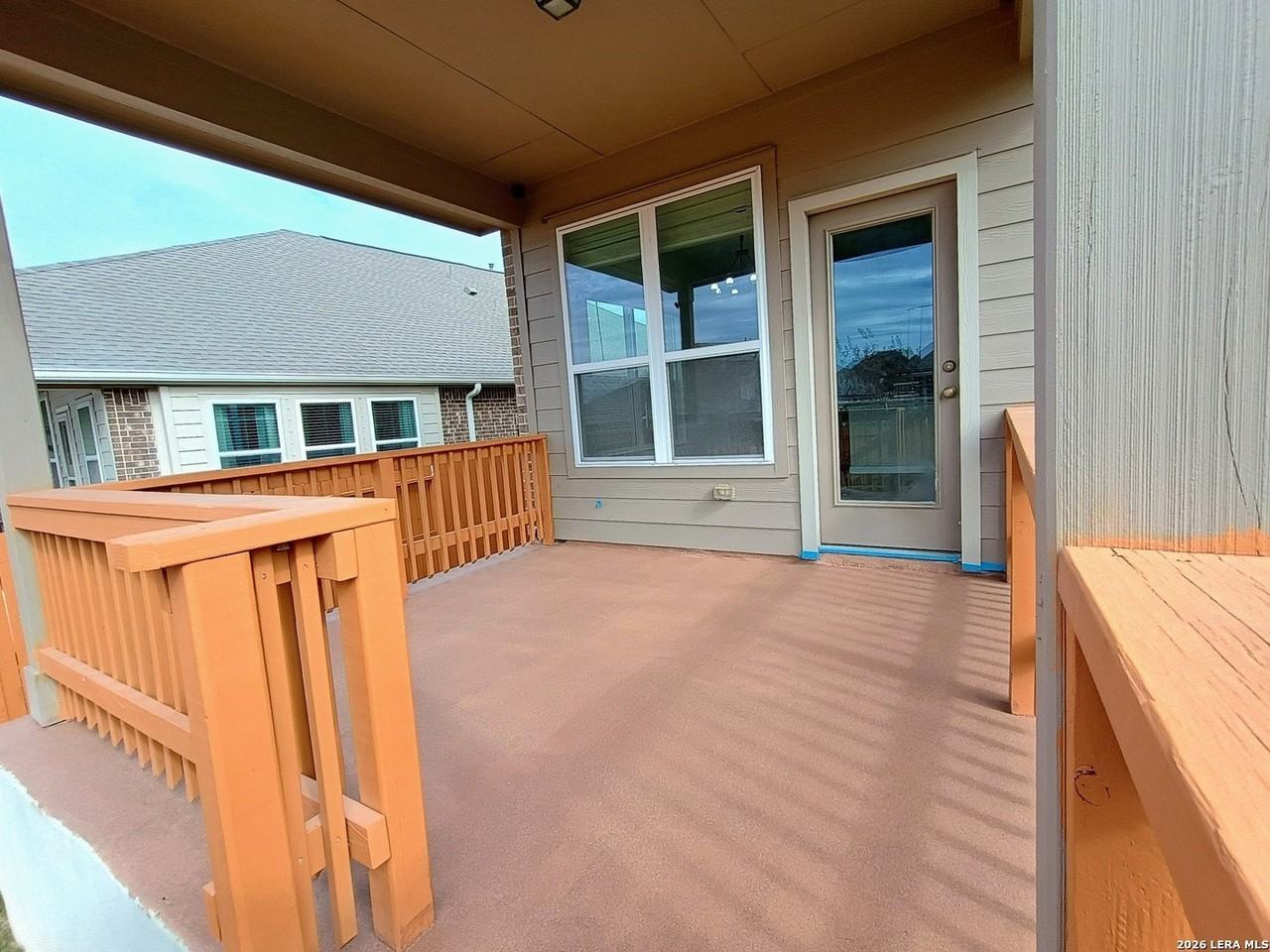 11927 Tower Frst - Photo 4 of 29