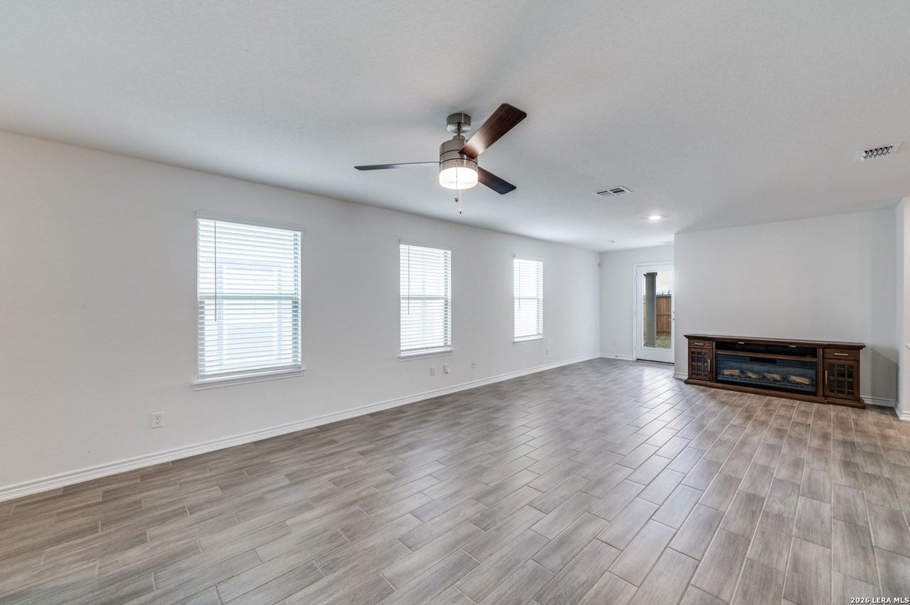 10526 Salitrillo Bnd - Photo 6 of 25