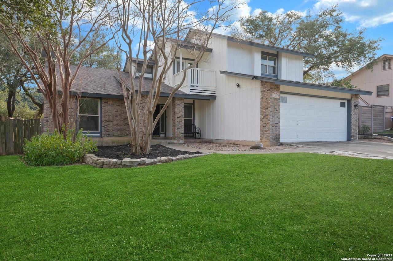 1936 Creek Holw - Photo 2 of 35