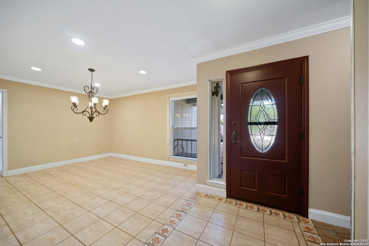 1936 Creek Holw - Photo 5 of 35