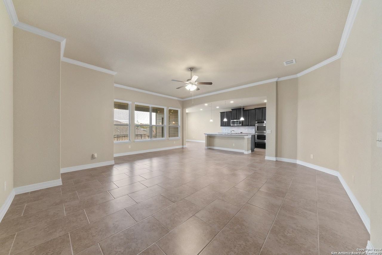 4928 Battle Lake St - Photo 3 of 25