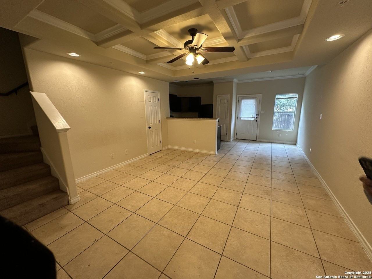 5002 Flipper Dr - Photo 5 of 18