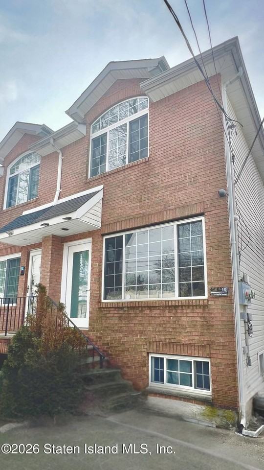 18 Pebble Ln Unit 1 #1 - Photo 2 of 27