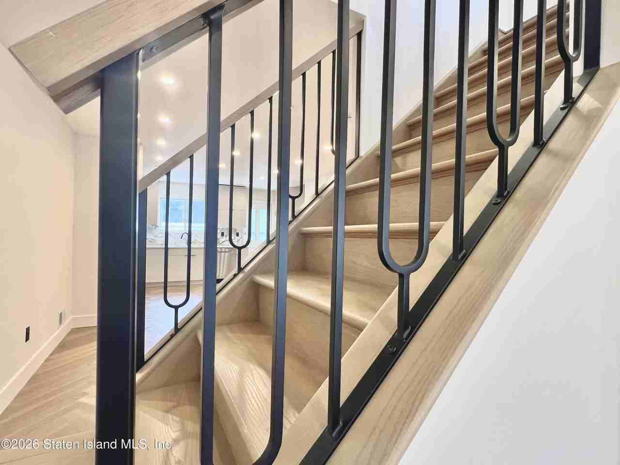 18 Pebble Ln Unit 1 #1 - Photo 6 of 27