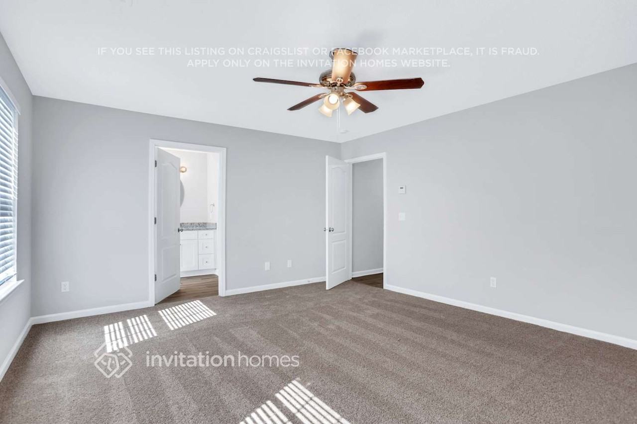 3084 Imperial Cir Sw - Photo 7 of 10