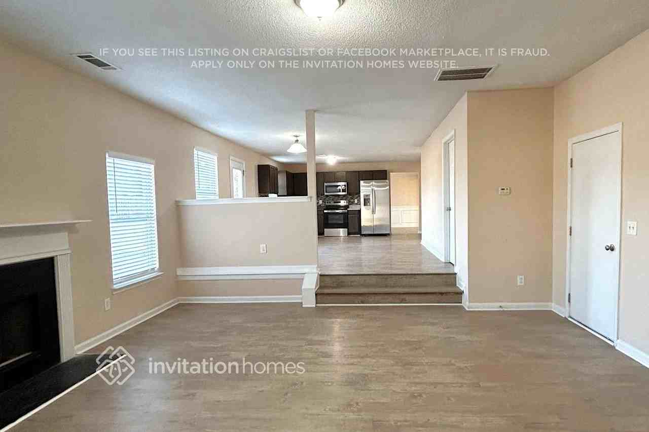 49 Fieldstone Dr - Photo 4 of 17