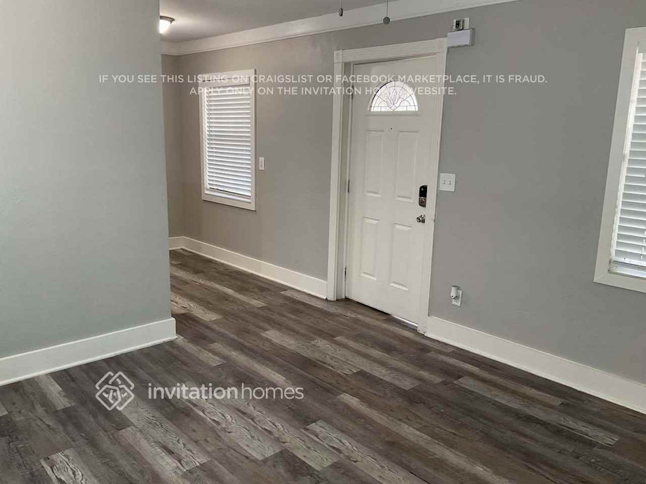 450 Iris Rd - Photo 2 of 18