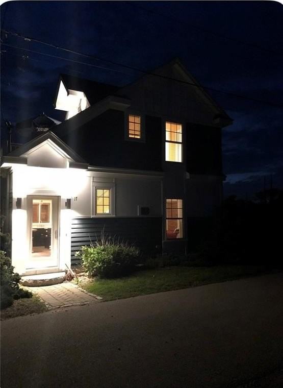 17 Lane Three - Photo 5 of 14