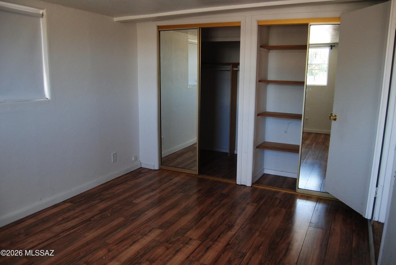 859 W Kelso St - Photo 5 of 22