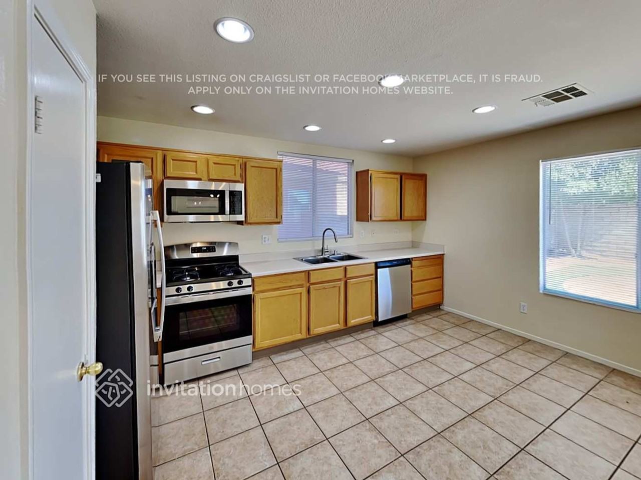 8844 Colorful Pines Ave - Photo 6 of 19